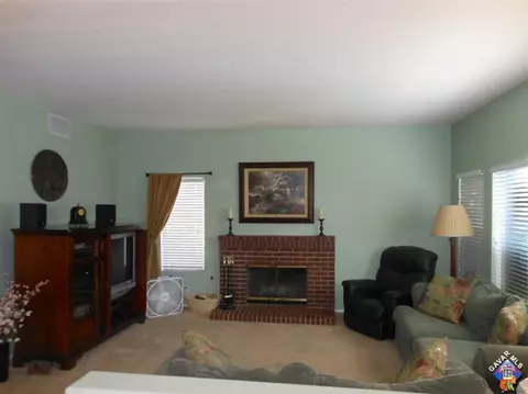 42327 Aaron Ct, Lancaster, CA 93536 photo 6