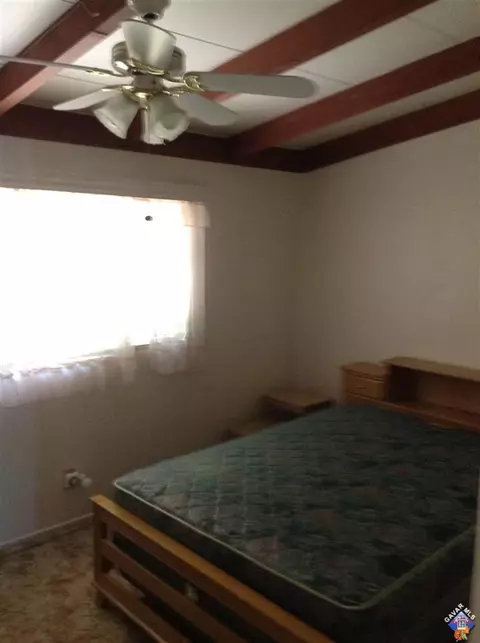 2002 Sweetbrier St, Palmdale, CA 93550 photo 3