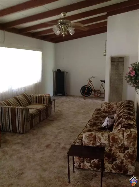 2002 Sweetbrier St, Palmdale, CA 93550 photo 4