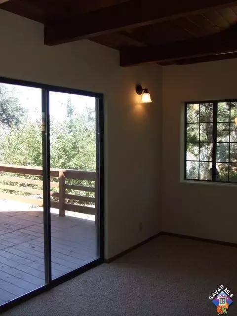 18245 Alps Dr, Tehachapi, CA 93561 photo 9