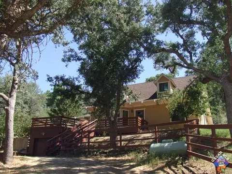 18245 Alps Dr, Tehachapi, CA 93561 photo 1