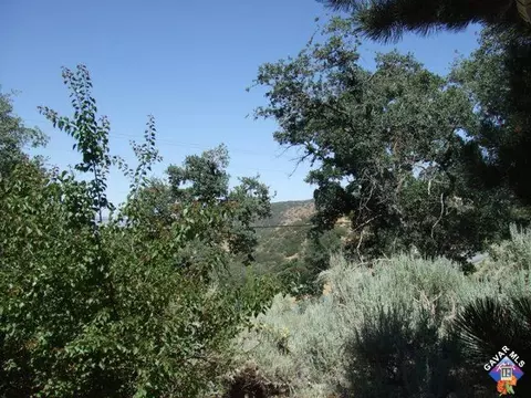 18245 Alps Dr, Tehachapi, CA 93561 photo 4