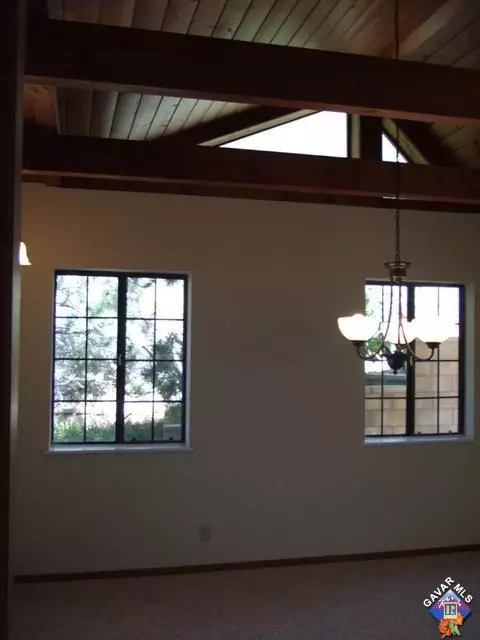 18245 Alps Dr, Tehachapi, CA 93561 photo 8