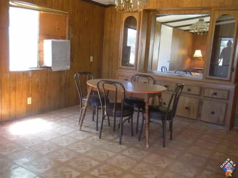8075 Goldencrest Dr, Mojave, CA 93501 photo 2