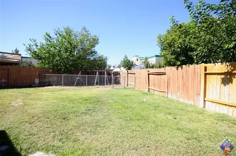 45305 Loy Ct, Lancaster, CA 93534 photo 11
