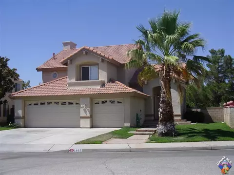 1843 Mesa Dr, Lancaster, CA 93535 photo 1