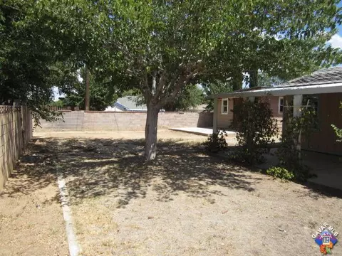 37836 E 10th St, Palmdale, CA 93550 photo 17