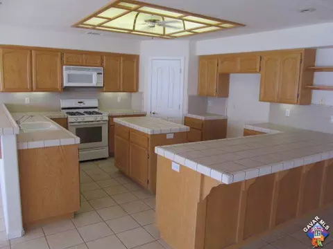 27362 Lakeview, Helendale, CA 92342 photo 22