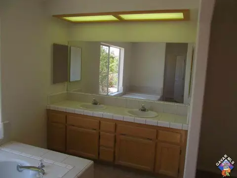27362 Lakeview, Helendale, CA 92342 photo 10