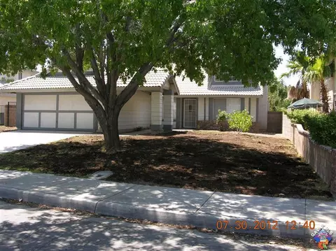 43533 Yaffa St, Lancaster, CA 93535 photo 1
