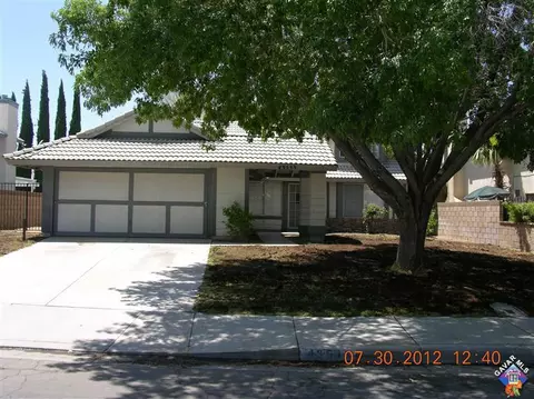 43533 Yaffa St, Lancaster, CA 93535 photo 2