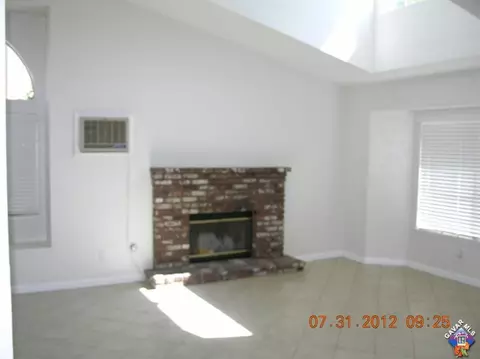 43533 Yaffa St, Lancaster, CA 93535 photo 7