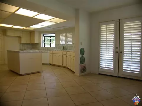 32011 Masters Pl, Llano, CA 93544 photo 3