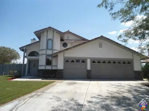 45814 Picadilly St, Lancaster, CA 93534 photo 1