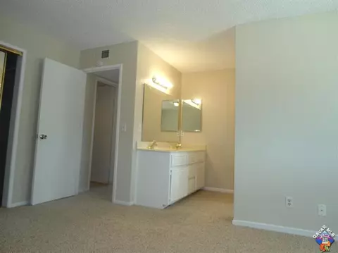 45814 Picadilly St, Lancaster, CA 93534 photo 14