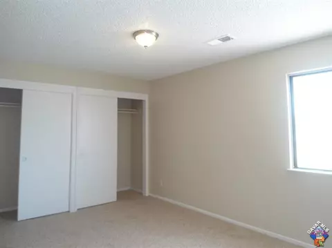 45814 Picadilly St, Lancaster, CA 93534 photo 18