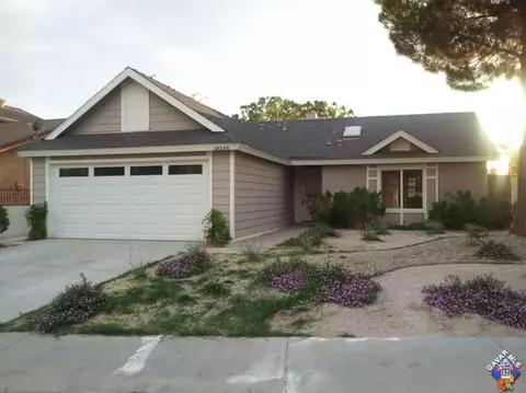 45143 Sancroft Ave, Lancaster, CA 93535 photo 2