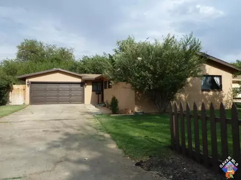 45426 Lorimer Ave, Lancaster, CA 93534 photo 2