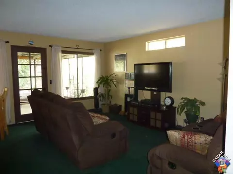 45426 Lorimer Ave, Lancaster, CA 93534 photo 3