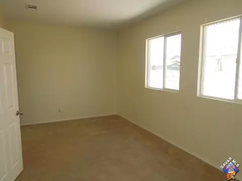 6129 Starview Dr, Lancaster, CA 93536 photo 13
