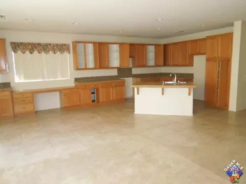 6129 Starview Dr, Lancaster, CA 93536 photo 6