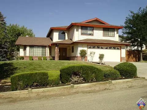 22300 Briarwood St, Tehachapi, CA 93561 photo 1