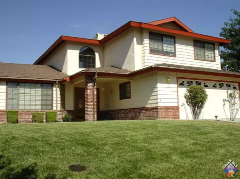 22300 Briarwood St, Tehachapi, CA 93561 photo 3