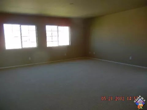 37403 Siderno Dr, Palmdale, CA 93552 photo 10