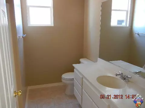 37403 Siderno Dr, Palmdale, CA 93552 photo 5