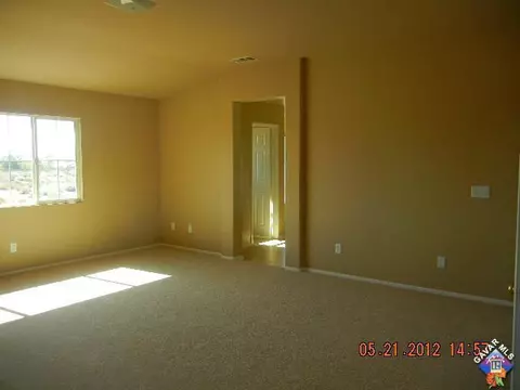 37403 Siderno Dr, Palmdale, CA 93552 photo 7