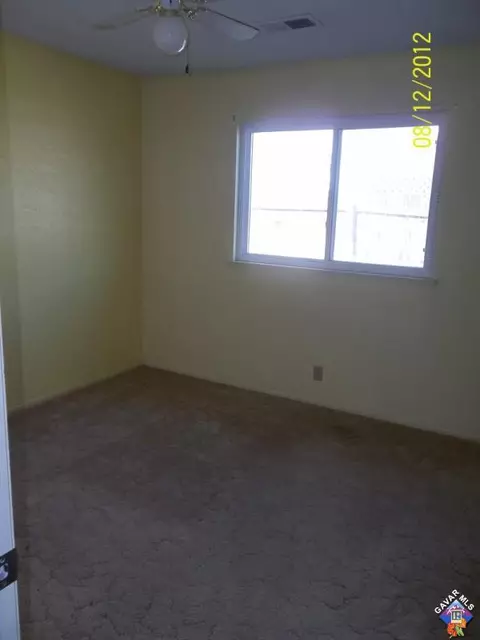 1111 Herzel Ave, Lancaster, CA 93535 photo 9