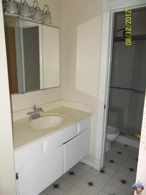 1111 Herzel Ave, Lancaster, CA 93535 photo 5