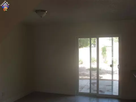 607 E Ivesbrook St, Lancaster, CA 93535 photo 8