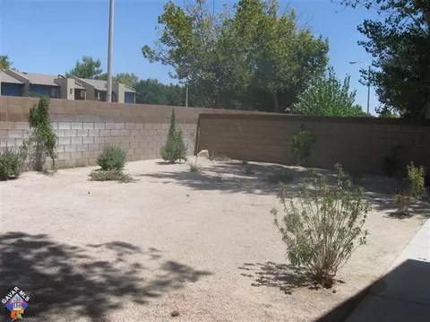 607 E Ivesbrook St, Lancaster, CA 93535 photo 16