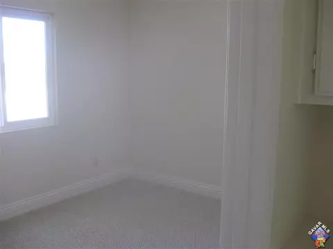 607 E Ivesbrook St, Lancaster, CA 93535 photo 10