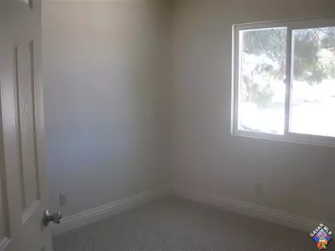 607 E Ivesbrook St, Lancaster, CA 93535 photo 11