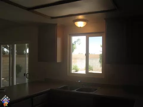 607 E Ivesbrook St, Lancaster, CA 93535 photo 14