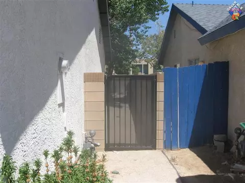 607 E Ivesbrook St, Lancaster, CA 93535 photo 19