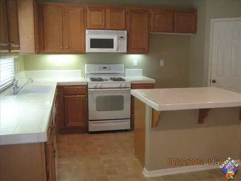 3131 Avenue K2 E, Lancaster, CA 93535 photo 2