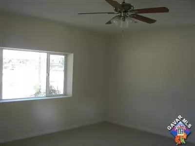 559 Jackman W, Lancaster, CA 93534 photo 9