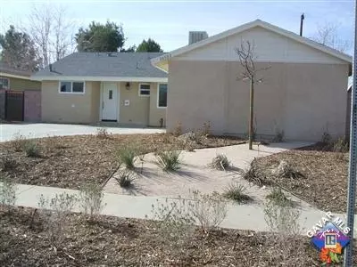 45503 Foxton Ave, Lancaster, CA 93535 photo 2