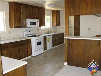 45545 Foxton Ave, Lancaster, CA 93535 photo 3
