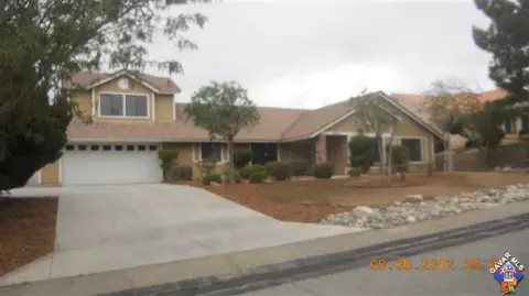 36216 43rd St E, Palmdale, CA 93552 photo 2