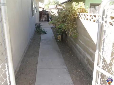 44310 Downsview Rd, Lancaster, CA 93535 photo 9
