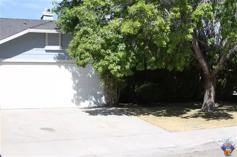 44011 11th St, Lancaster, CA 93535 photo 1