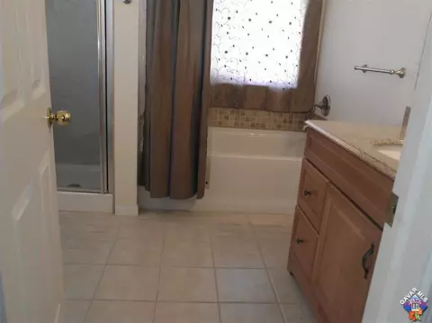 47811 E 27th St, Lancaster, CA 93535 photo 3