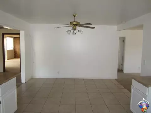 37529 E 4th St, Palmdale, CA 93550 photo 8