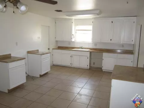 37529 E 4th St, Palmdale, CA 93550 photo 7