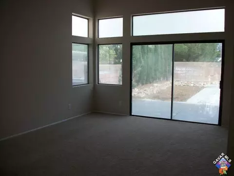 44222 Fenner Ave, Lancaster, CA 93536 photo 4