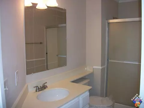44222 Fenner Ave, Lancaster, CA 93536 photo 9